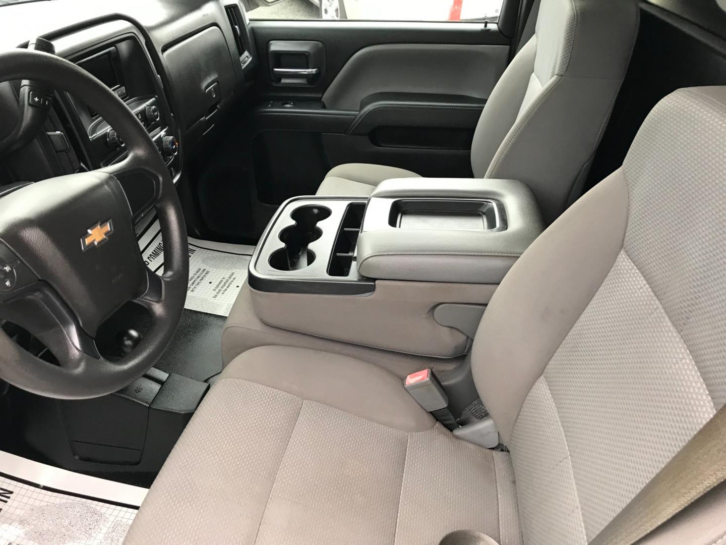 2015 White /Gray Chevrolet Silverado 1500 1500 (1GCNKPEC3FZ) with an 5.3 V8 engine, Automatic transmission, located at 577 Chester Pike, Prospect Park, PA, 19076, (610) 237-1015, 39.886154, -75.302338 - Photo#11